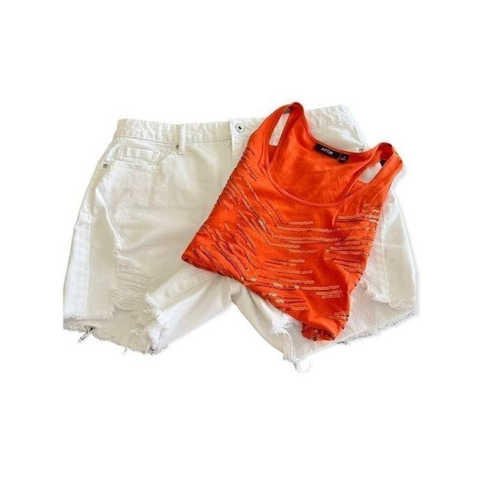 Sofia Vergara White Distressed Shorts size 12 and AP Tank top size M bundle